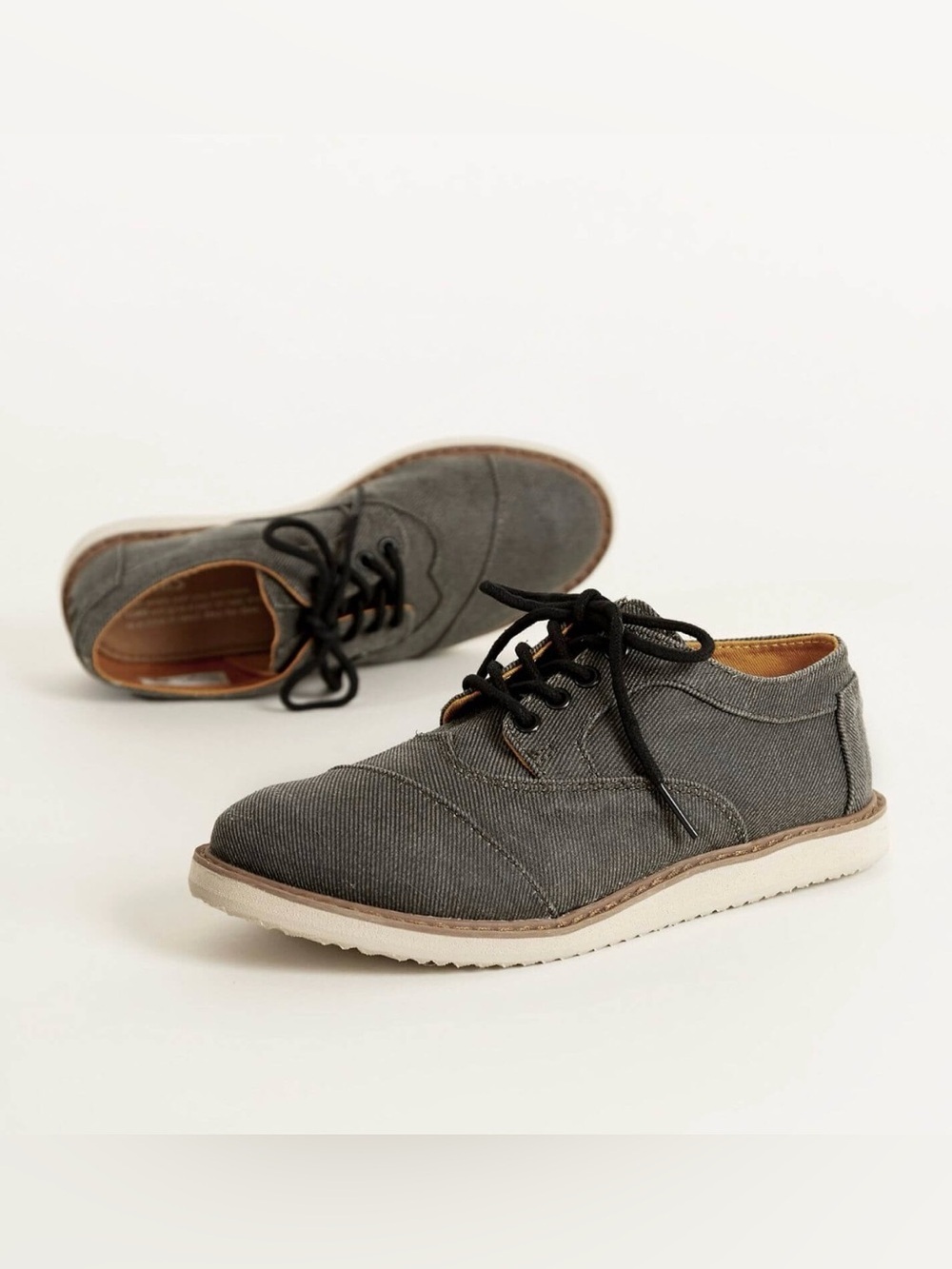 TOMS Boys Brogue Oxford Wing Tip Sz 6 Youth Gray Twill Distressed Gray Denim